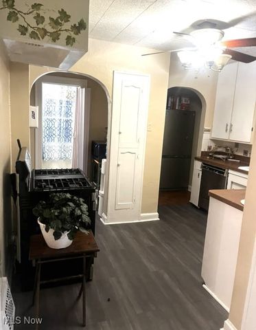 1156 Quilliams Road, Cleveland, OH 44121