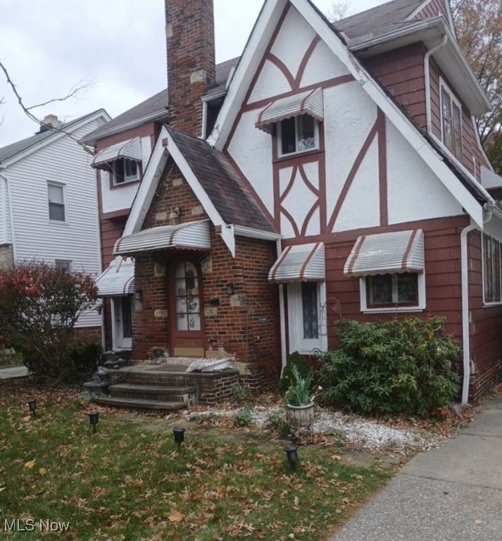 1156 Quilliams Road, Cleveland, OH 44121