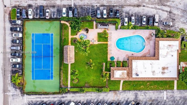 8161 SW 24th Ct 404, Davie, FL 33324