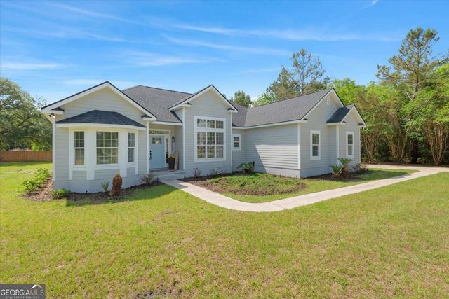 2657 Horseshoe Cove, Waverly, GA 31565
