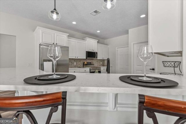 2657 Horseshoe Cove, Waverly, GA 31565