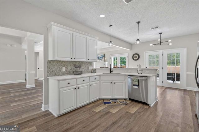 2657 Horseshoe Cove, Waverly, GA 31565
