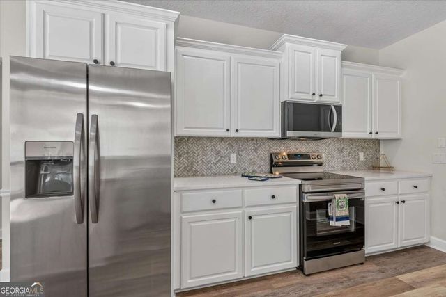2657 Horseshoe Cove, Waverly, GA 31565