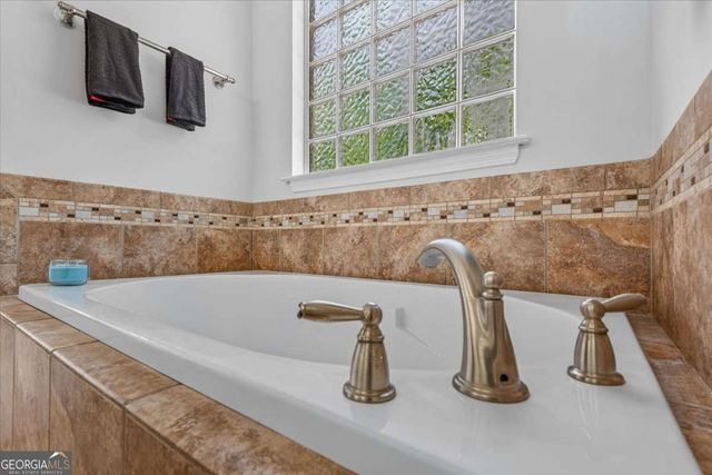 2657 Horseshoe Cove, Waverly, GA 31565