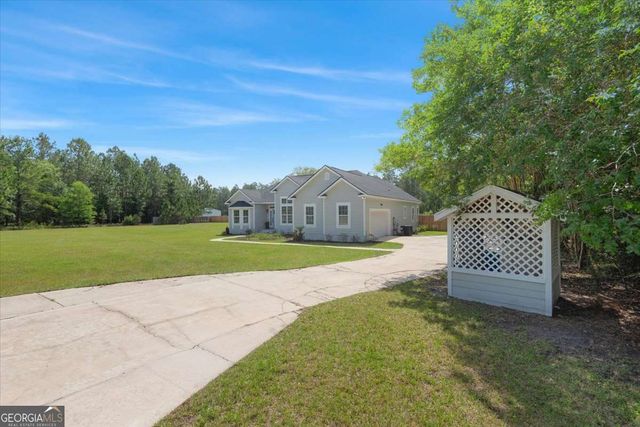 2657 Horseshoe Cove, Waverly, GA 31565