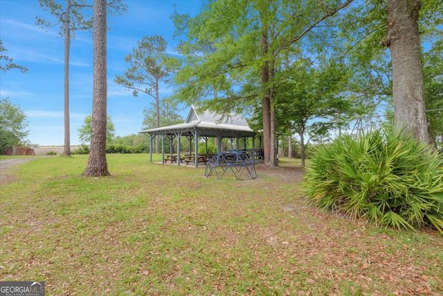 2657 Horseshoe Cove, Waverly, GA 31565