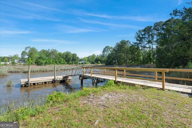 2657 Horseshoe Cove, Waverly, GA 31565