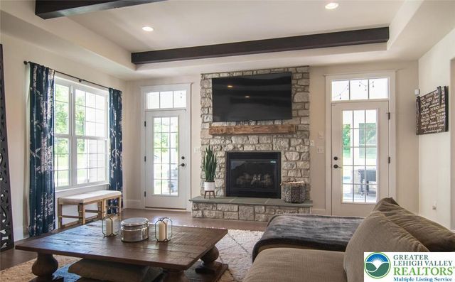 715 Arrowhead Lane, Upper Macungie Twp, PA 18031