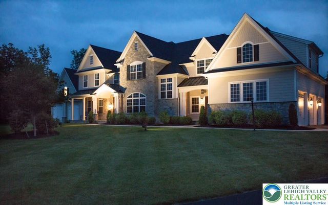 715 Arrowhead Lane, Upper Macungie Twp, PA 18031
