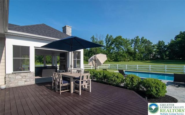 715 Arrowhead Lane, Upper Macungie Twp, PA 18031