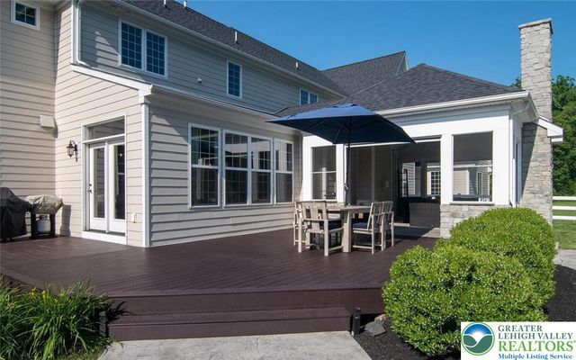 715 Arrowhead Lane, Upper Macungie Twp, PA 18031