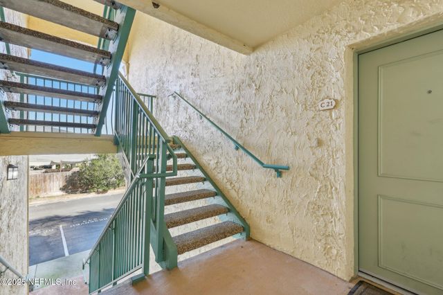 200 LAGUNA VILLAS Boulevard C21, Jacksonville Beach, FL 32250