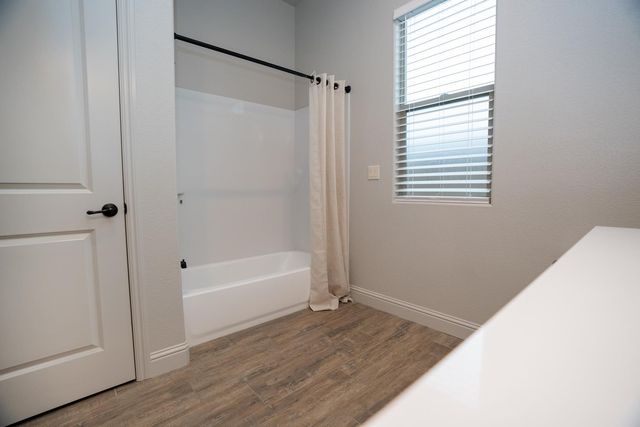 8683 N Verona Way, Hilmar, CA 95324