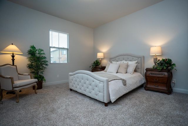 8683 N Verona Way, Hilmar, CA 95324