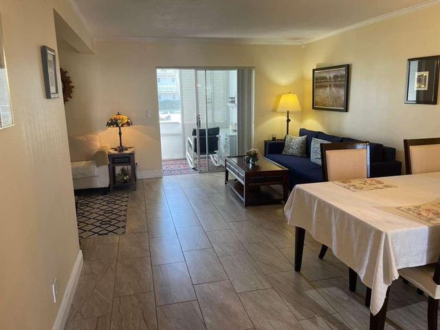 2566 S Garden Drive 108, Lake Worth, FL 33461