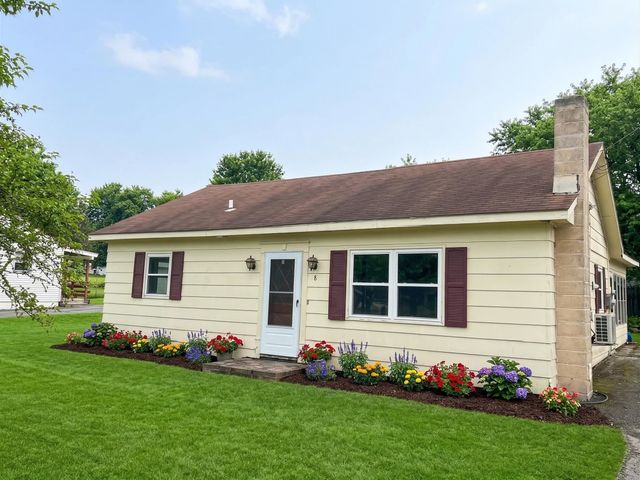 8 Belmont Ave Extension, Rutland City, VT 05701
