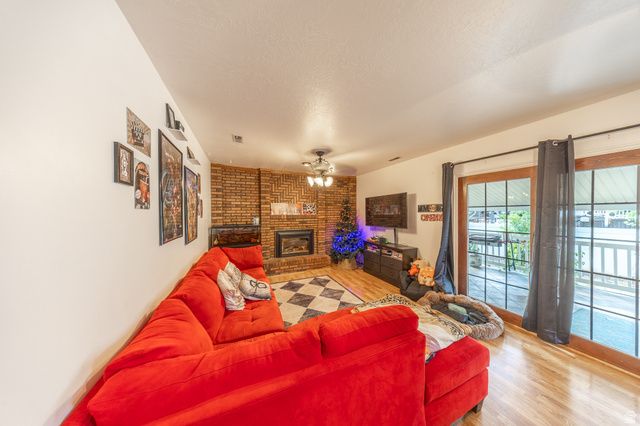4223 S 600 W, Riverdale, UT 84405