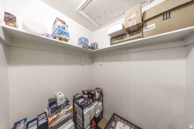 4223 S 600 W, Riverdale, UT 84405