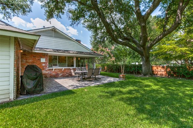 15731 Overmead Circle, Dallas, TX 75248