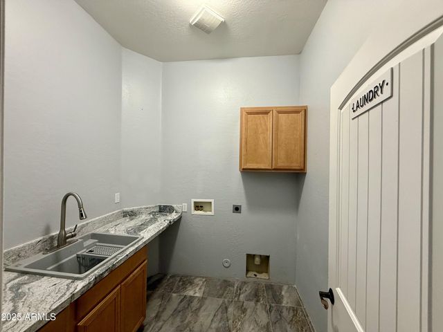 27824 N 256TH Avenue, Wittmann, AZ 85361