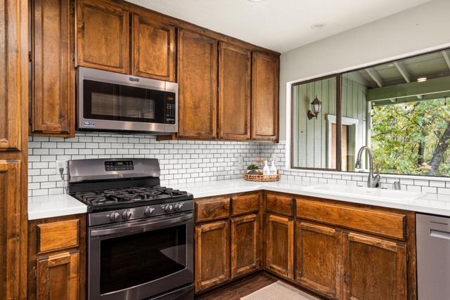 2350 Big Canyon Creek Rd, Placerville, CA 95667