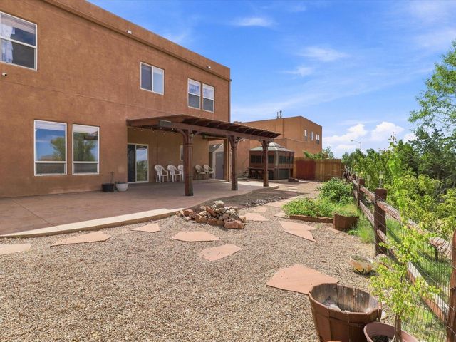 4708 Contenta Ridge, Santa Fe, NM 87507