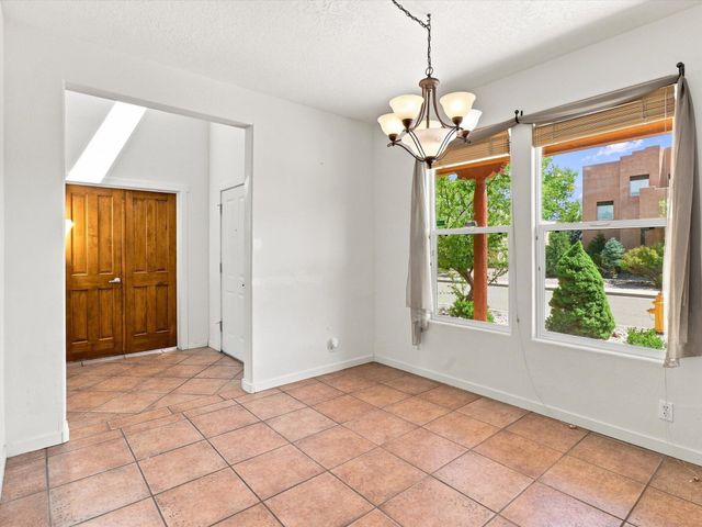 4708 Contenta Ridge, Santa Fe, NM 87507