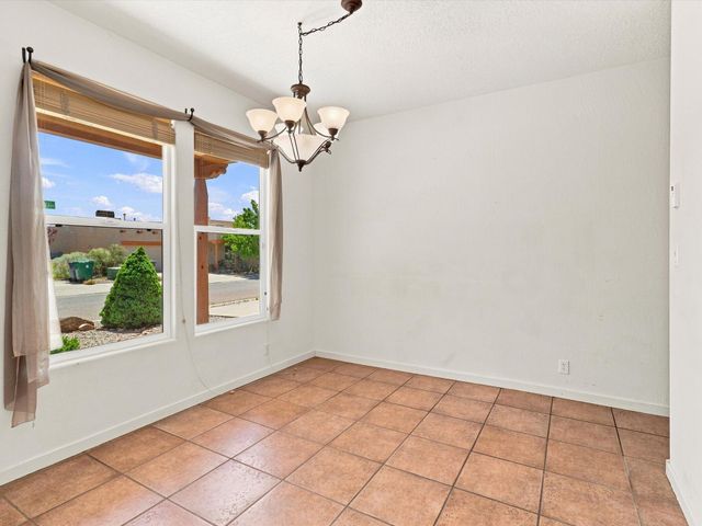 4708 Contenta Ridge, Santa Fe, NM 87507