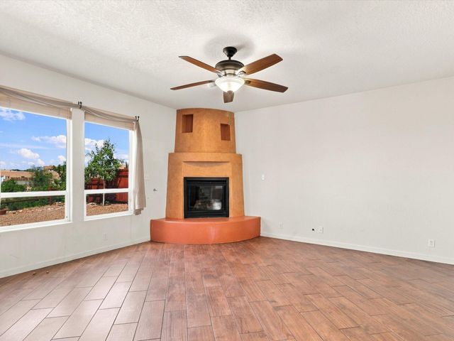 4708 Contenta Ridge, Santa Fe, NM 87507