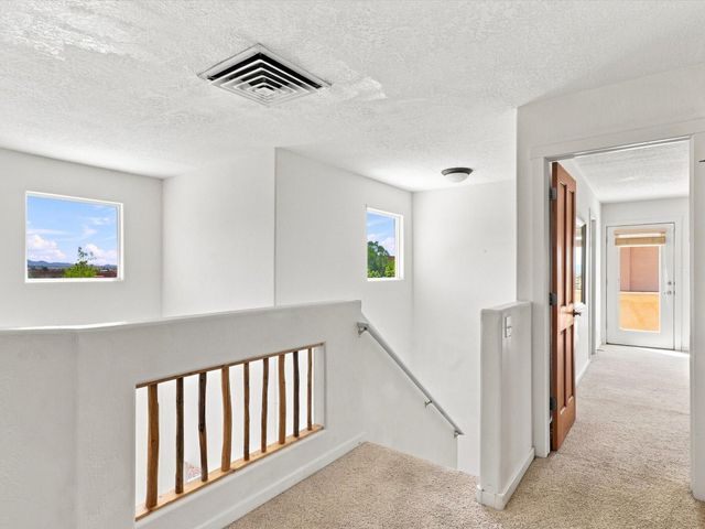 4708 Contenta Ridge, Santa Fe, NM 87507