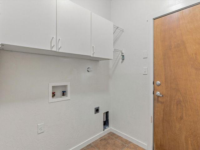 4708 Contenta Ridge, Santa Fe, NM 87507