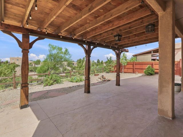 4708 Contenta Ridge, Santa Fe, NM 87507