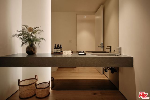 8899 Beverly Boulevard 6BE, Los Angeles, CA 90048