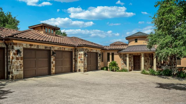 227 Augusta, Boerne, TX 78006