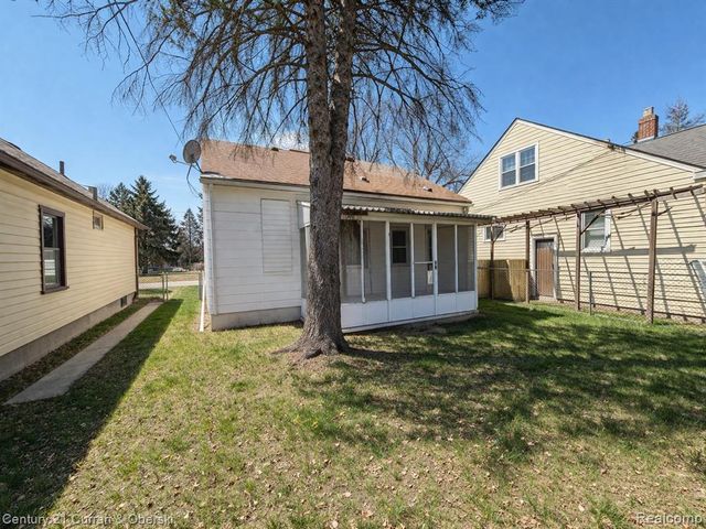 6348 Vaughan Street, Detroit, MI 48228