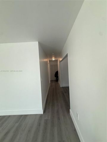 1055 NW 34th Ave 1055, Miami, FL 33125