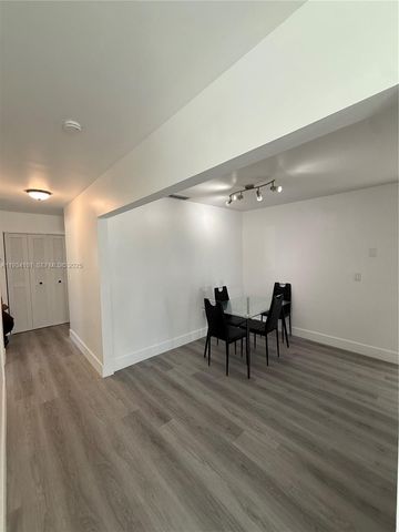 1055 NW 34th Ave 1055, Miami, FL 33125