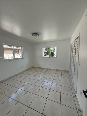 1055 NW 34th Ave 1055, Miami, FL 33125