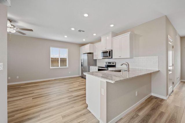 2530 Bog St, Lincoln, CA 95648