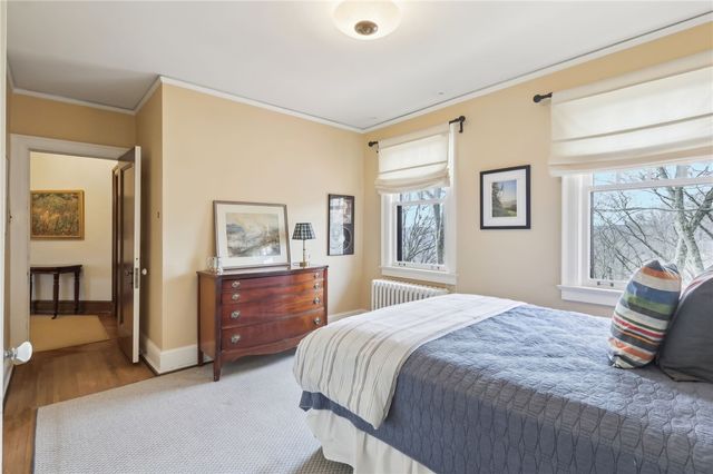 918 W Waldheim Rd, Fox Chapel, PA 15215