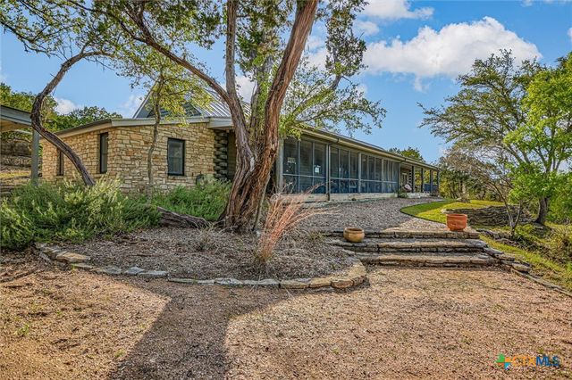 707 Deer Lake Road, Wimberley, TX 78676