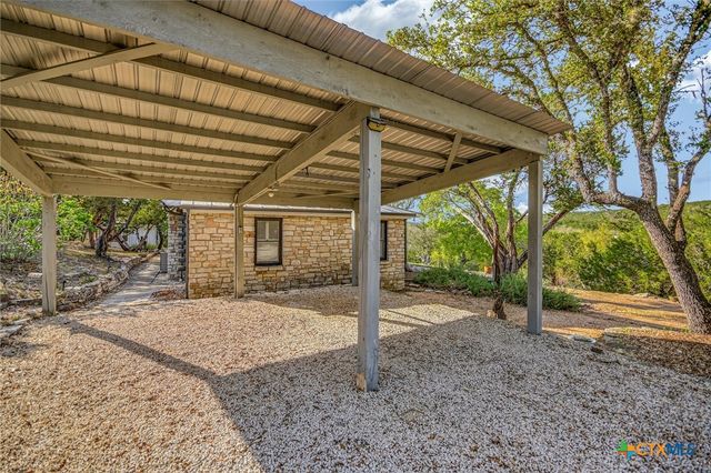 707 Deer Lake Road, Wimberley, TX 78676