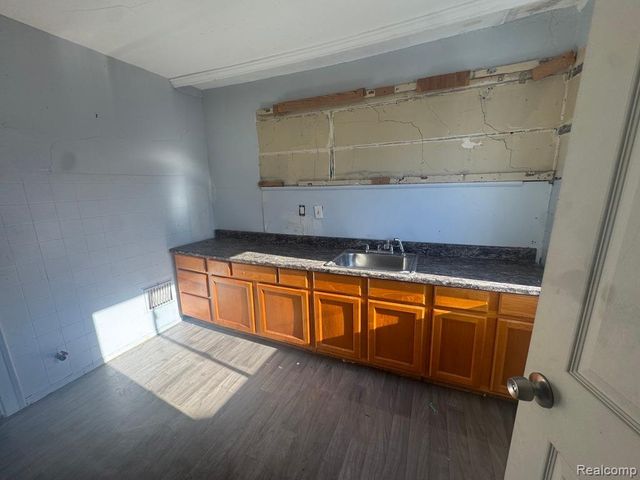 14002 Mark Twain Street, Detroit, MI 48227