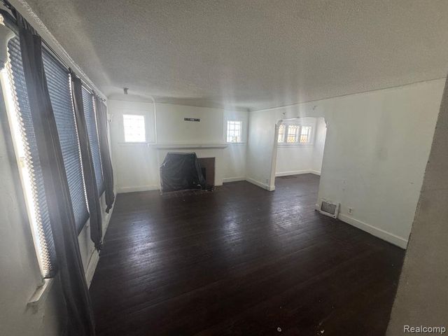 14002 Mark Twain Street, Detroit, MI 48227