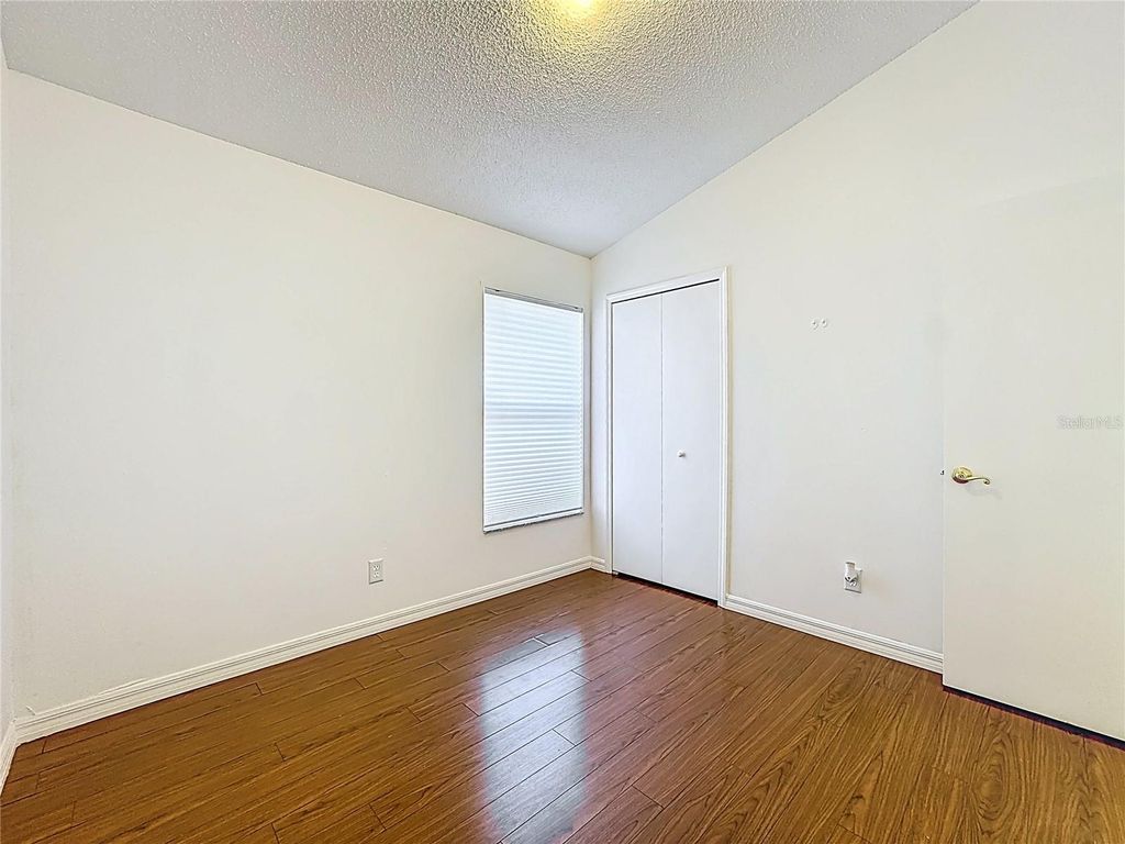 Image 26 of property listing at 9660 HOLLYHILL DRIVE, Orlando, FL 32824