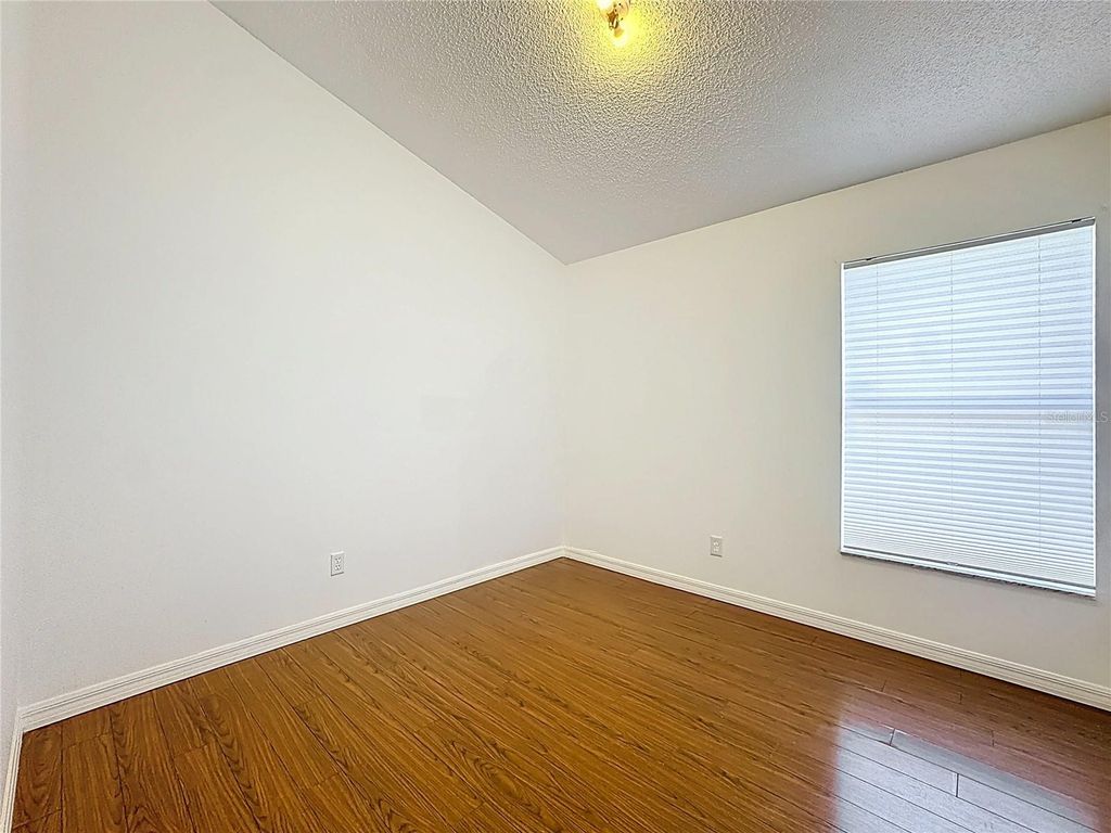 Image 27 of property listing at 9660 HOLLYHILL DRIVE, Orlando, FL 32824