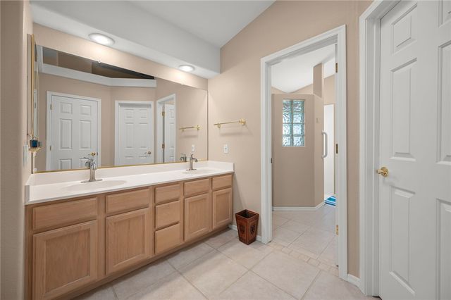 2264 Mountainside Drive, Bullhead City, AZ 86442