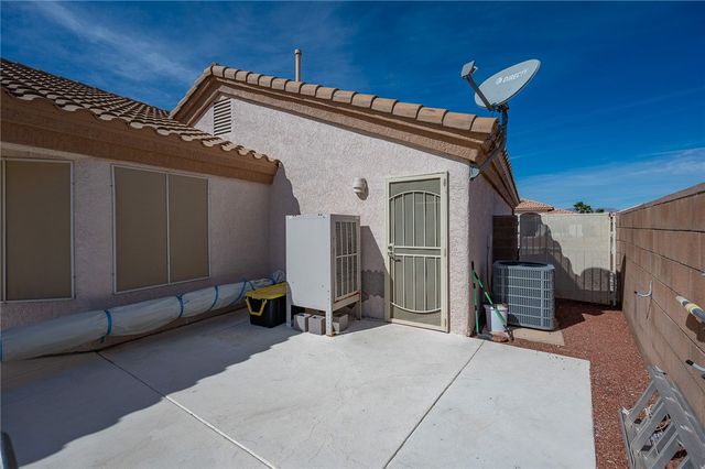 2264 Mountainside Drive, Bullhead City, AZ 86442