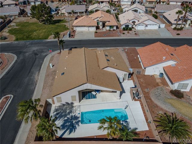 2264 Mountainside Drive, Bullhead City, AZ 86442