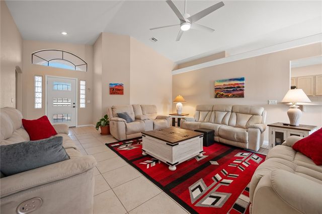 2264 Mountainside Drive, Bullhead City, AZ 86442